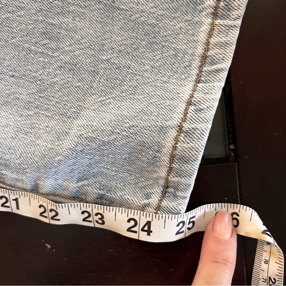 High Rise Straight Leg Jeans Light Wash Vintage Style Denim NWT 6 - Picture 11 of 11